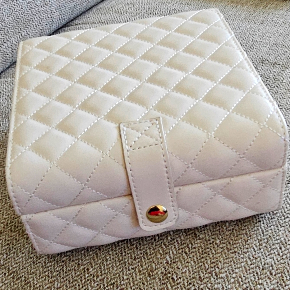 Taylor Madison Designs Jewelry Box